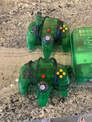Nintendo 64 N64 Jungle Green Console w/3 Matching Rare Controllers 2