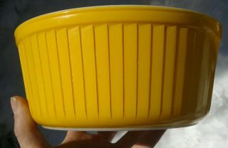 Rare Htf Vintage Pyrex Primary Bright Yellow 218 Souffle Casserole Ribbed