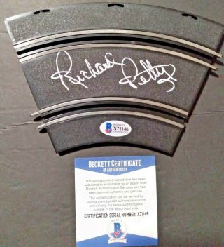 Richard Petty The King 43 Signed Autograph Afx Race Track Piece Beckett Bas Rare