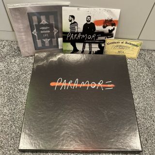Paramore Self Titled Album Vinyl Deluxe Box Set,  Cd Limited Edition Rare Photo