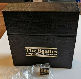 The Beatles Ep On Cd Box Set Oop Rare,  Bonus 30th Anniversary Pin Mccartney