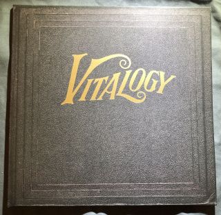 Pearl Jam Vitalogy E 66900 Rare 1994 W/book Vinyl Record Vg/vg,