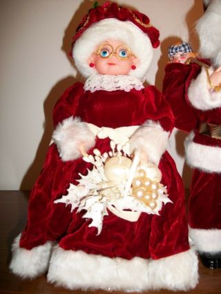 VINTAGE MR AND MRS SANTA CLAUS FIGURINES 13 INCHES TALL RARE 2