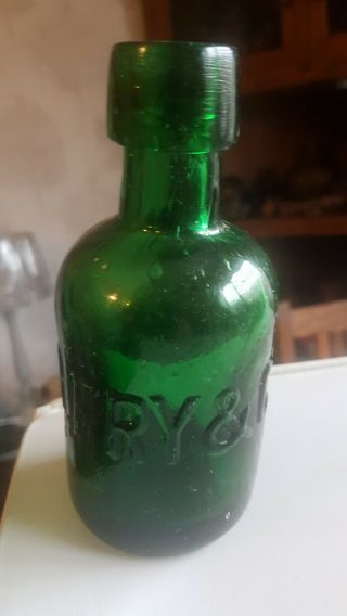 Rare Early Chisle Lip Emerald Green Dumpy Seltzer Soda Water Bottle " R.  Fry & Co "