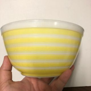 Rare Vintage Pyrex Yellow Stripe 402 1 1/2 Qt Mixing Nesting Bowl