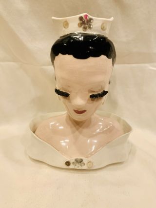 Vintage Rare Betty Lou Nichols 6 1/2” Head Vase “cynthia” With Tiara Ivory Dress
