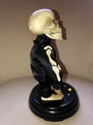 Gemmy Rare Halloween Grave Raver Ghoul Skeleton Livin’ La Vida Loca Dancer 3