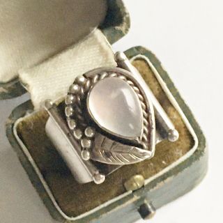 Rare Vintage Solid Silver Moonstone Signet Ring 925 Very Unusual Heavy 7.  2g