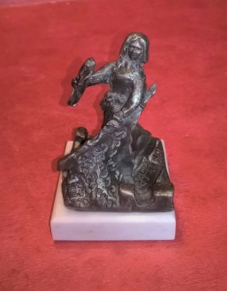 Rare Figurine Jeanne Hachette Beauvais - Etain,  Numérotée 33/91,  Signée.