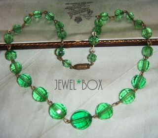 Vintage Czech Art Deco Rare Pagoda Cut Green Crystal Bead Rolled Gold Necklace