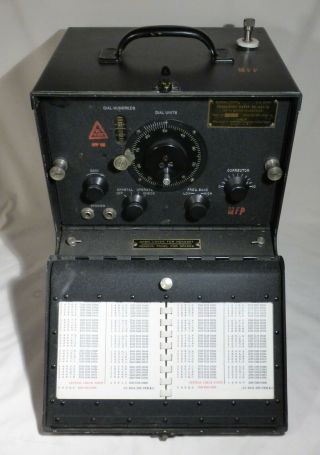 Signal Corps Us Army Frequency Meter Bc - 221 - Q With Mc - 177 Calibration Book Rare