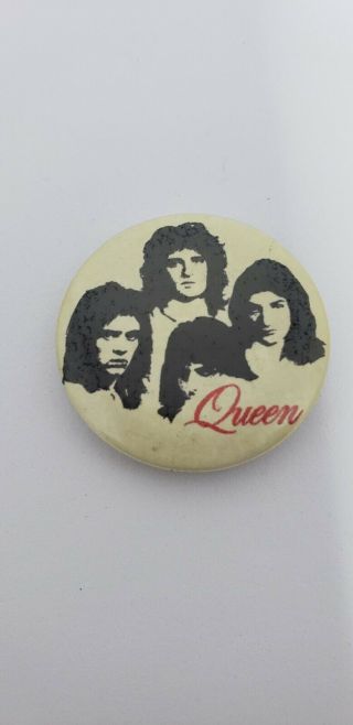 Queen - Freddie Mercury - Pin Badge Button - 70 