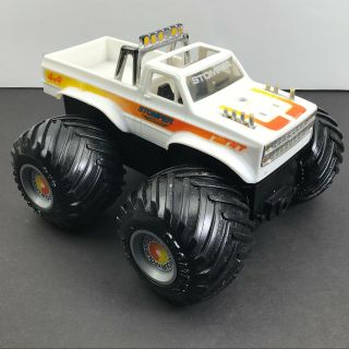 Vintage 1985 Schaper Stomper Bully Monster Truck Toy Rare Chevy 4x4