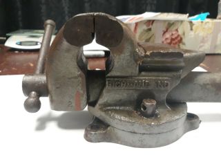 Rare Vintage " Swayne Robinson & Co " 16 Lb.  Anvil Bench Vise.  3 - 1/2 " Jaws C351 A1