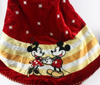 Rare Disney Mickey & Minnie Mouse Holiday Red Velvet Christmas Tree Skirt 58