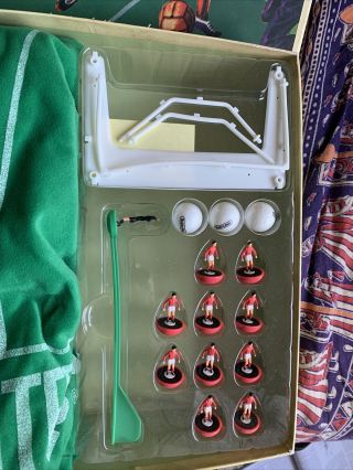 Marks And Spencer Rare Official Subbuteo game 100 Complete 2009 3