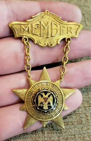 Rare Early 1900s Gold Tone Masonic Scottish Rite 32nd Degree Member Medal Badge