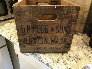 H.  P.  Hood Sons Boston Ma Crate 16.  75” Rare 50s Milk Dairy Box Vtg Rustic Wood