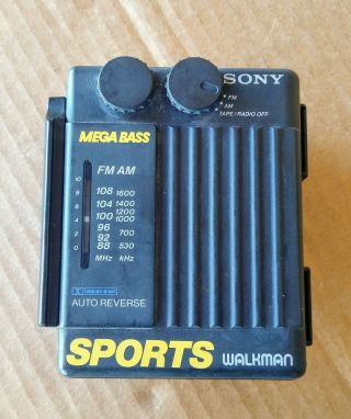 Vintage Sony Sports Walkman Wm - Af79 Radio Cassette Player Rare Model