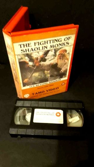 Very Rare " The Fighting Off Shaolin Monks " Tamo Video Pal Vhs