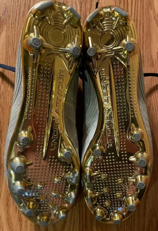 Notre Dame Football 2018 Team Issued Under Armour Cleats 12.  5 Gold Bottom