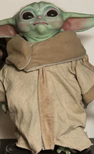 Star Wars Sideshow Collectibles The Child Life - Size Figure Baby Yoda 6
