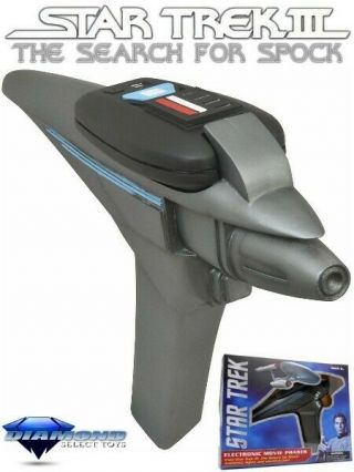 Diamond Select Toys Star Trek Iii Electronic Movie Phaser And