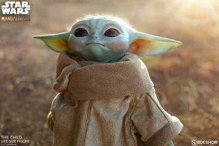 Sideshow The Child/baby Yoda Mandalorian Star Wars (life Size) – In Hand