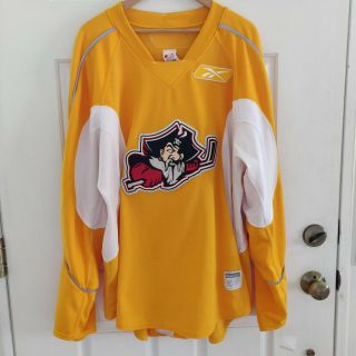 Reebok Ahl Portland Pirates Authentic Red Jersey Size 58 Team Issue? Yellow