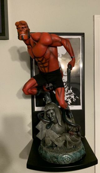 Sideshow Comic Hellboy Premium Format Exclusive Statue 439/500 Mignola