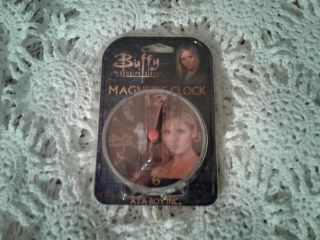 Vintage 2000 Buffy The Vampire Slayer Magnetic Clock Nos