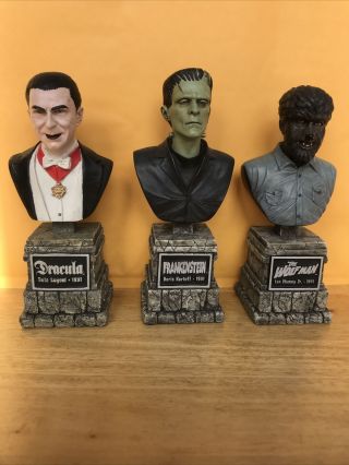 Figures From The Monster Legacy Gift Set (no Dvds)