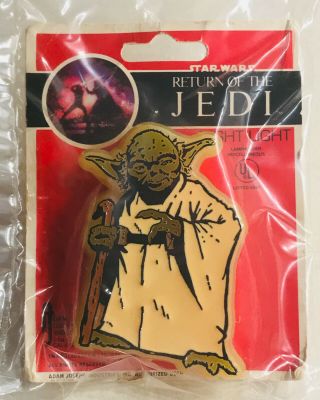 Vintage Star Wars Yoda Plug In Night Light (1983) (on Card)