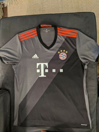 Adidas Fc Bayern Munich Away Jersey 2016/2017 Men’s Size Xl