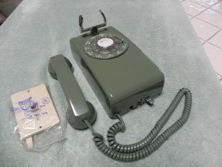 1968 Green Western Electric Bell System 554 Rotary Wall Telephone - Restored - Vtg