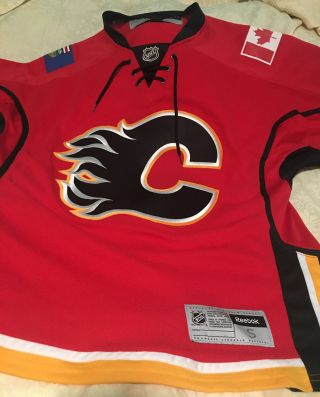Nhl Calgary Flames Jersey Pre - Owned Small