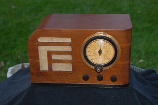 Vintage 1930s Rare Antique Philco Tube Radio - And