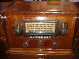 Vintage Sears Roebuck Silvertone Radio Tube Model 7050