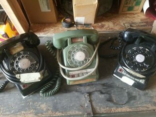 3 Vintage Itt Telecom Rotary Dial 5 Multi Line Hold Telephones 2 - Blk 1 - Grn
