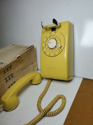 Vintage Stromberg Carlson Yellow Wall Rotary Telephone W/ Box