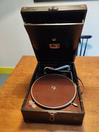 Vintage HMV 101 Portable Wind - Up Gramophone No.  4 Sound - box Good Order 2
