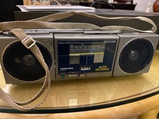 Toshiba Rt - Cs1 Radio Stereo Cassette Vintage