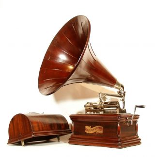 1906 Columbia BGT Cylinder Phonograph w/Matching Spear Tip Wood Horn 2