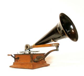 1902 Victor R Phonograph Pre - Dog Berliner Era Zinc Horn Outstanding 2