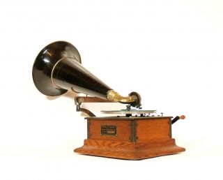 1902 Victor R Phonograph Pre - Dog Berliner Era Zinc Horn Outstanding 4