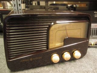 General Electric Bakelite Am/fm Tube Radio Model 213 - For Restoration -