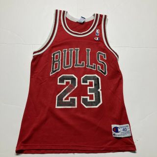 Vintage Champion Michael Jordan 23 Chicago Bulls Jersey Size 40 Red 1990s