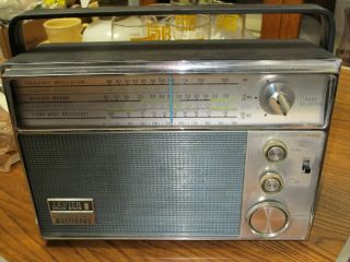 Zenith Royal 94 Inter Ocean Radio