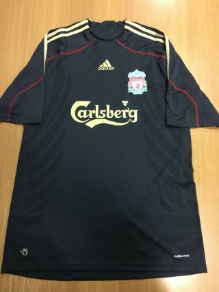 Agger 5.  Liverpool Away football shirt 2009 - 2010.  Size: L.  Adidas jersey 2