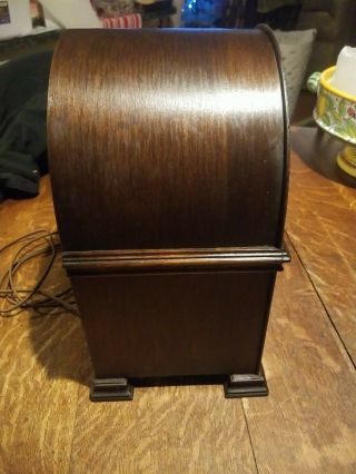 Vintage 1933 RCA Victor Model 110 Cathedral Radio Restored Looks Great 6